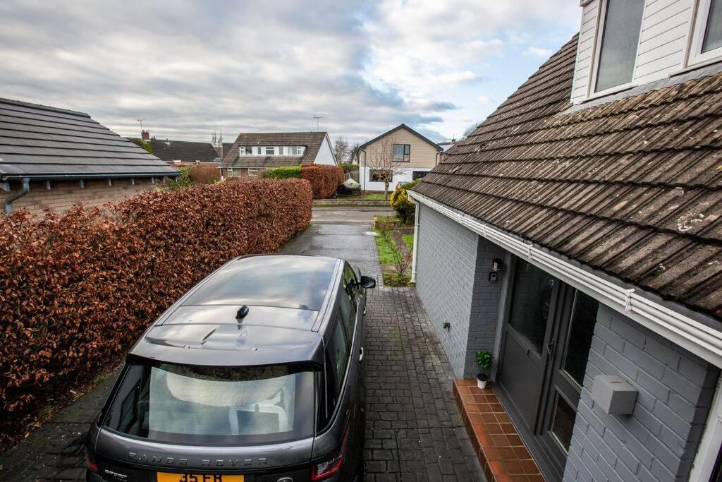 City Home With Parking And Garden- Pet Friendly Chester Exterior foto