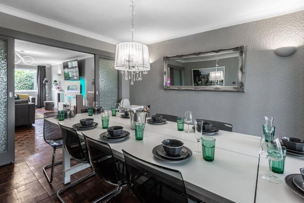 City Home With Parking And Garden- Pet Friendly Chester Exterior foto