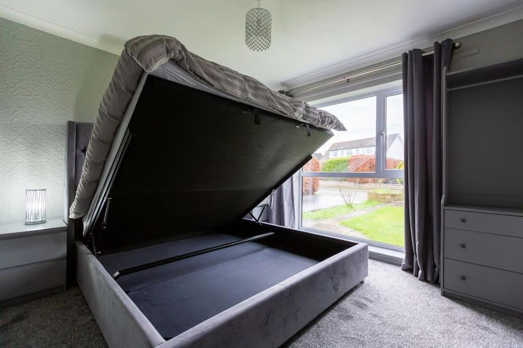 City Home With Parking And Garden- Pet Friendly Chester Exterior foto